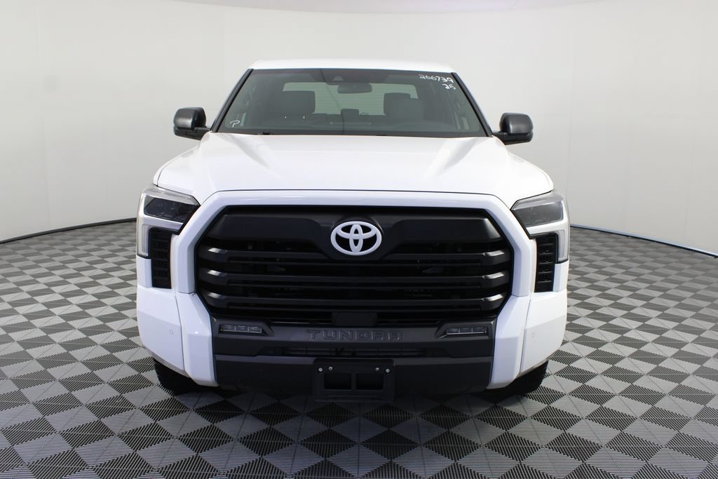 Used 2025 Toyota Tundra SR5 w/ SR5 Convenience Package AWD/4WD image 24