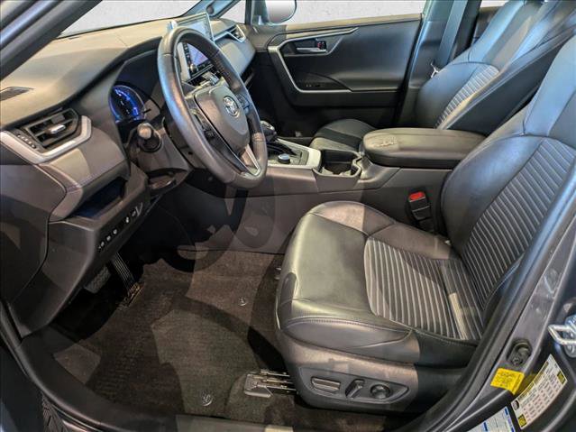 Used 2021 Toyota RAV4 XSE image 18