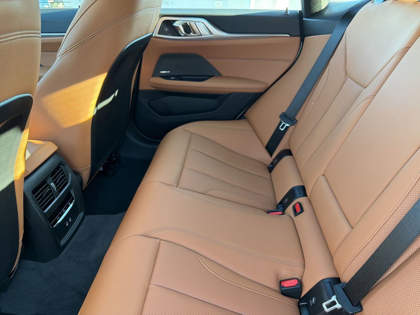 New 2026 BMW i4 xDrive40i w/ Premium Package AWD/4WD image 25
