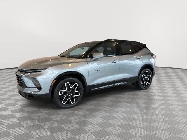 New 2026 Chevrolet Blazer RS w/ Driver Confidence II Package FWD image 5