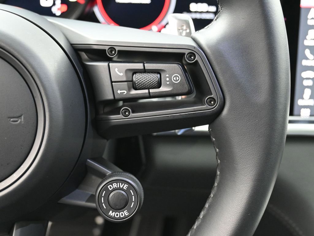 Certified 2021 Porsche Panamera GTS image 8