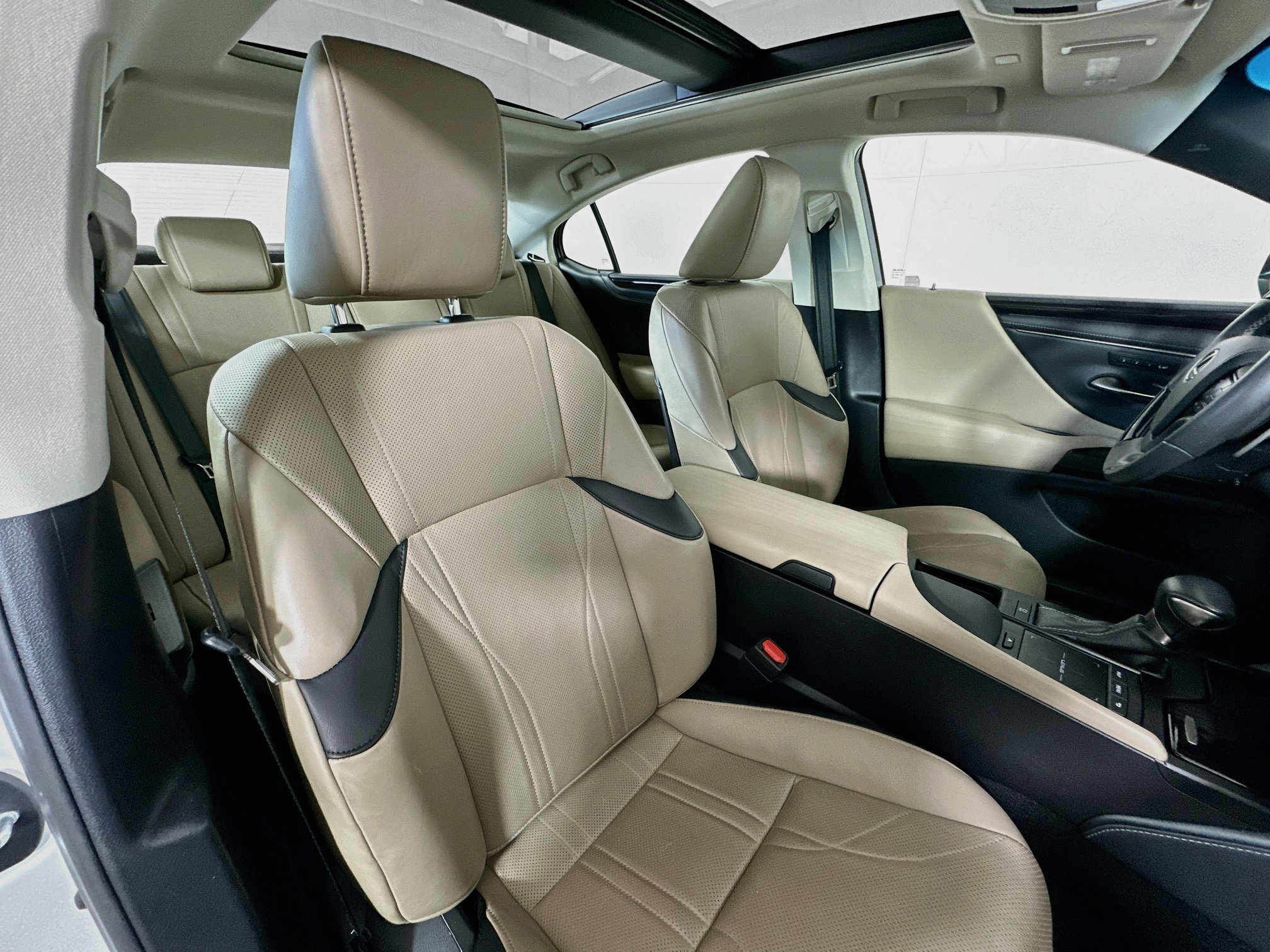 Used 2020 Lexus ES 350 w/ Accessory Package 2 FWD image 28