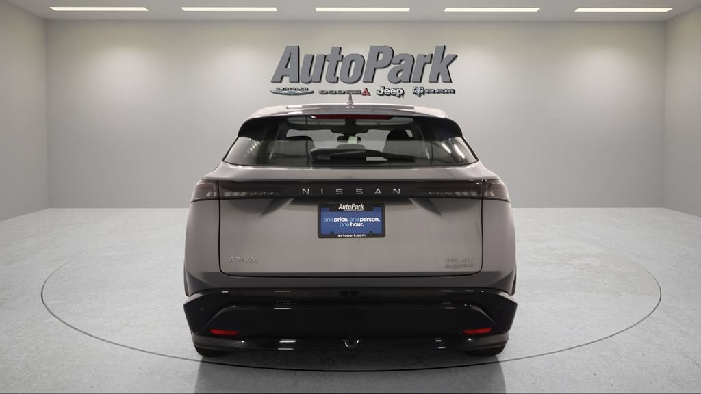 Used 2024 Nissan Ariya AWD image 9