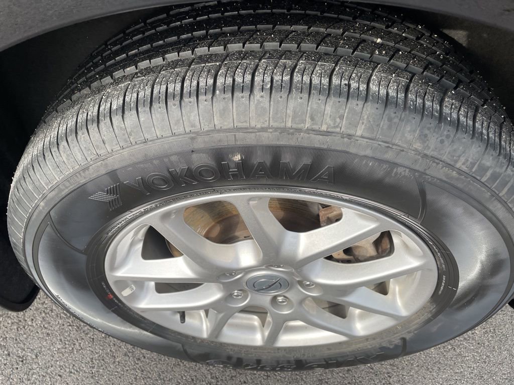 Used 2024 Chrysler Pacifica Touring-L image 26