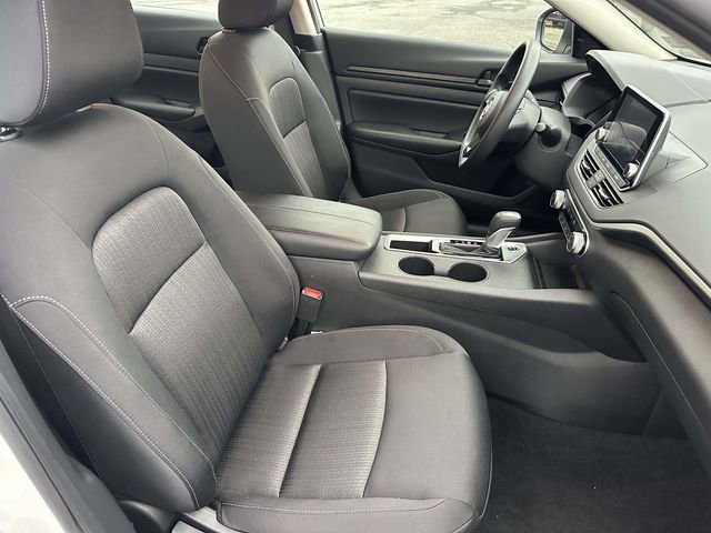 Used 2025 Nissan Altima 2.5 S image 10