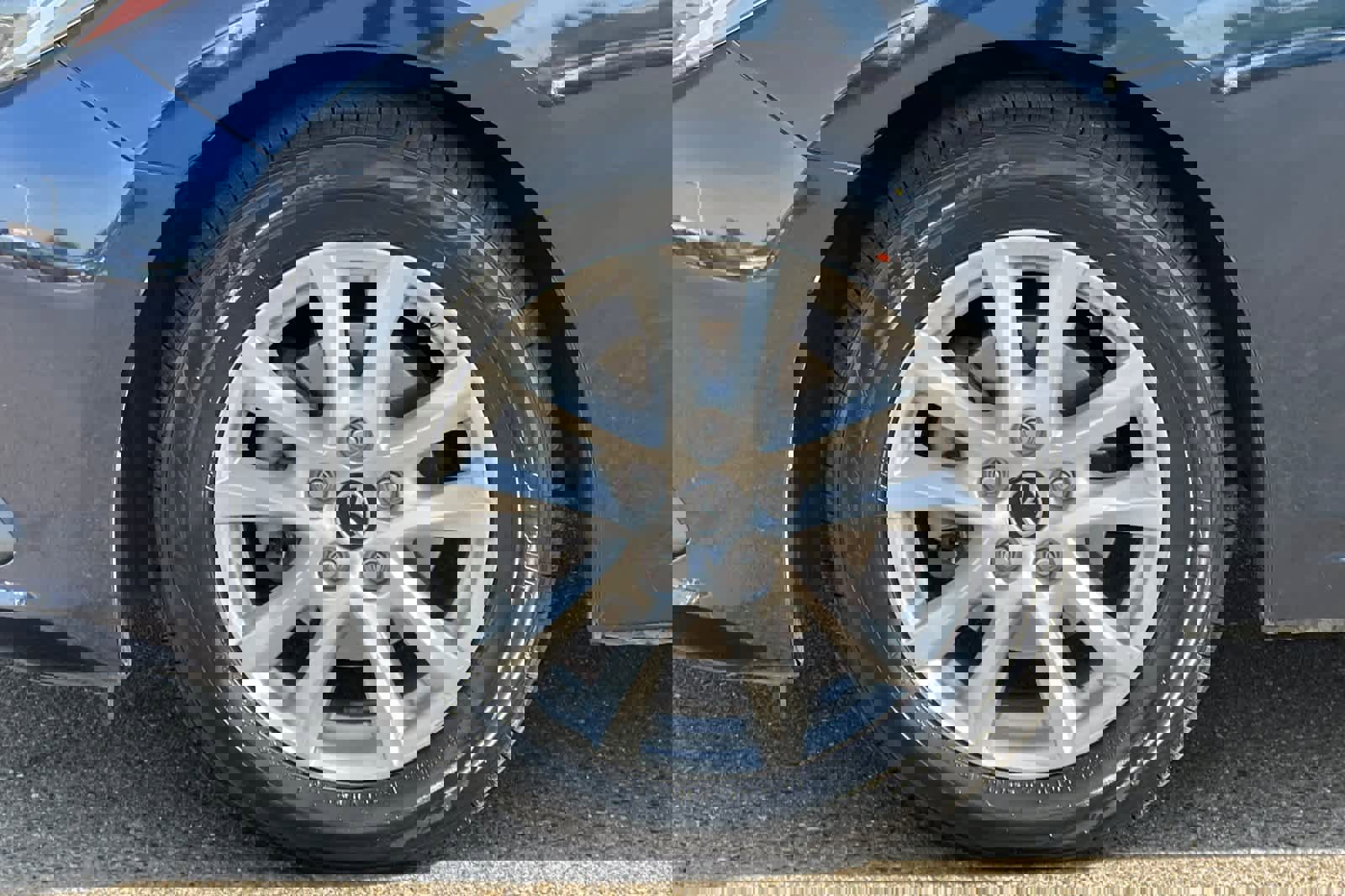 Used 2016 MAZDA MAZDA3 i Touring w/ Popular Equipment Package image 31