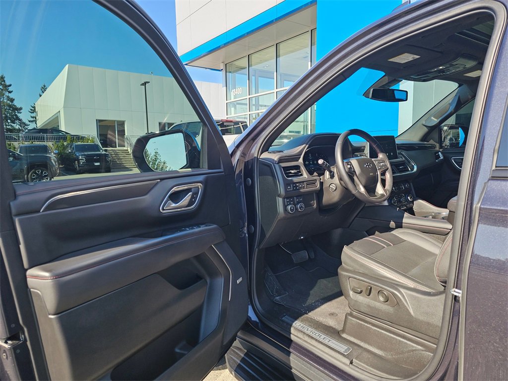 Used 2022 Chevrolet Tahoe RST w/ Luxury Package image 22