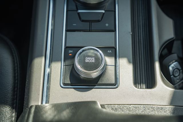 Used 2020 Ford Expedition XLT w/ Black Accent Package image 36