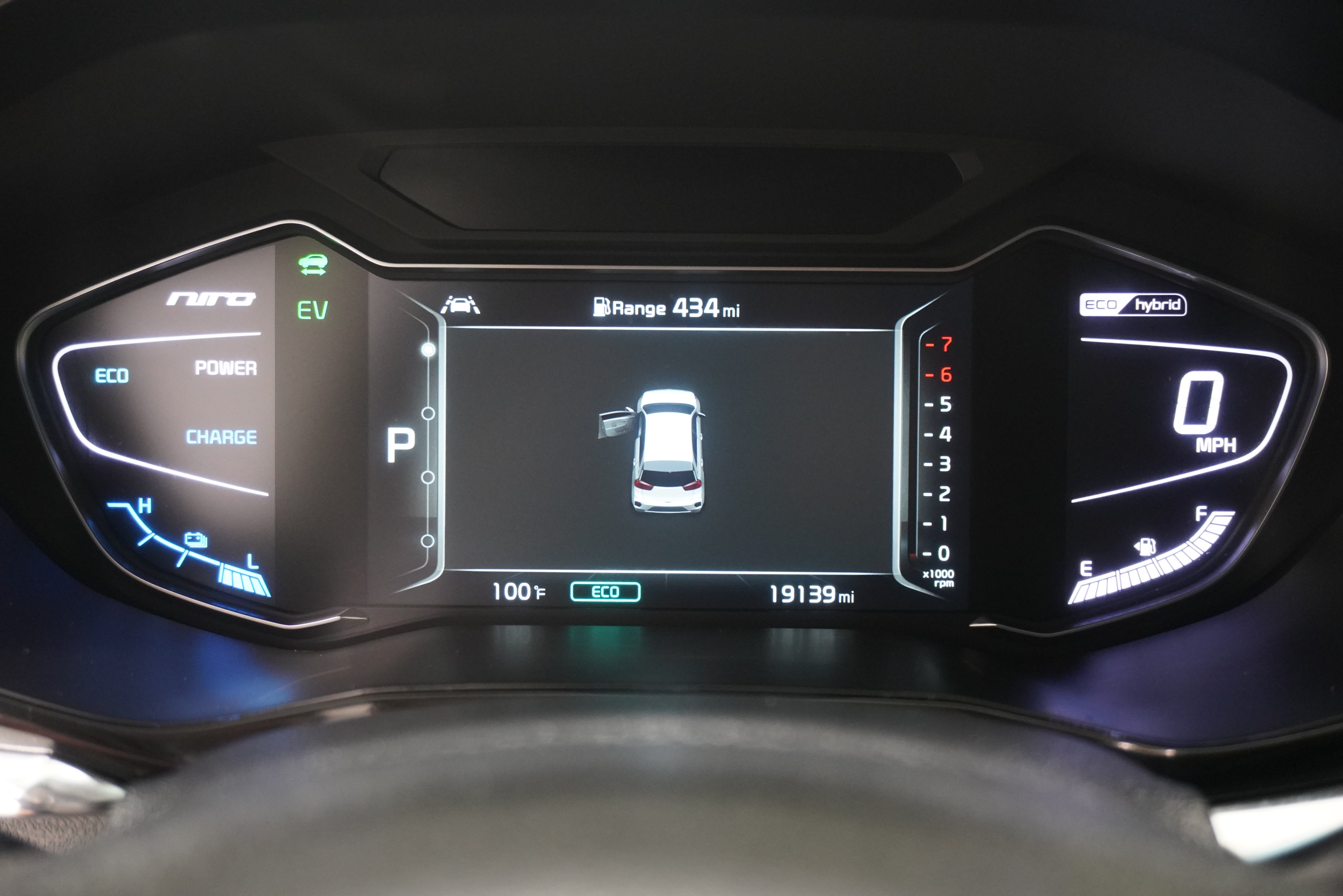 Used 2022 Kia Niro Touring Special Edition FWD image 18