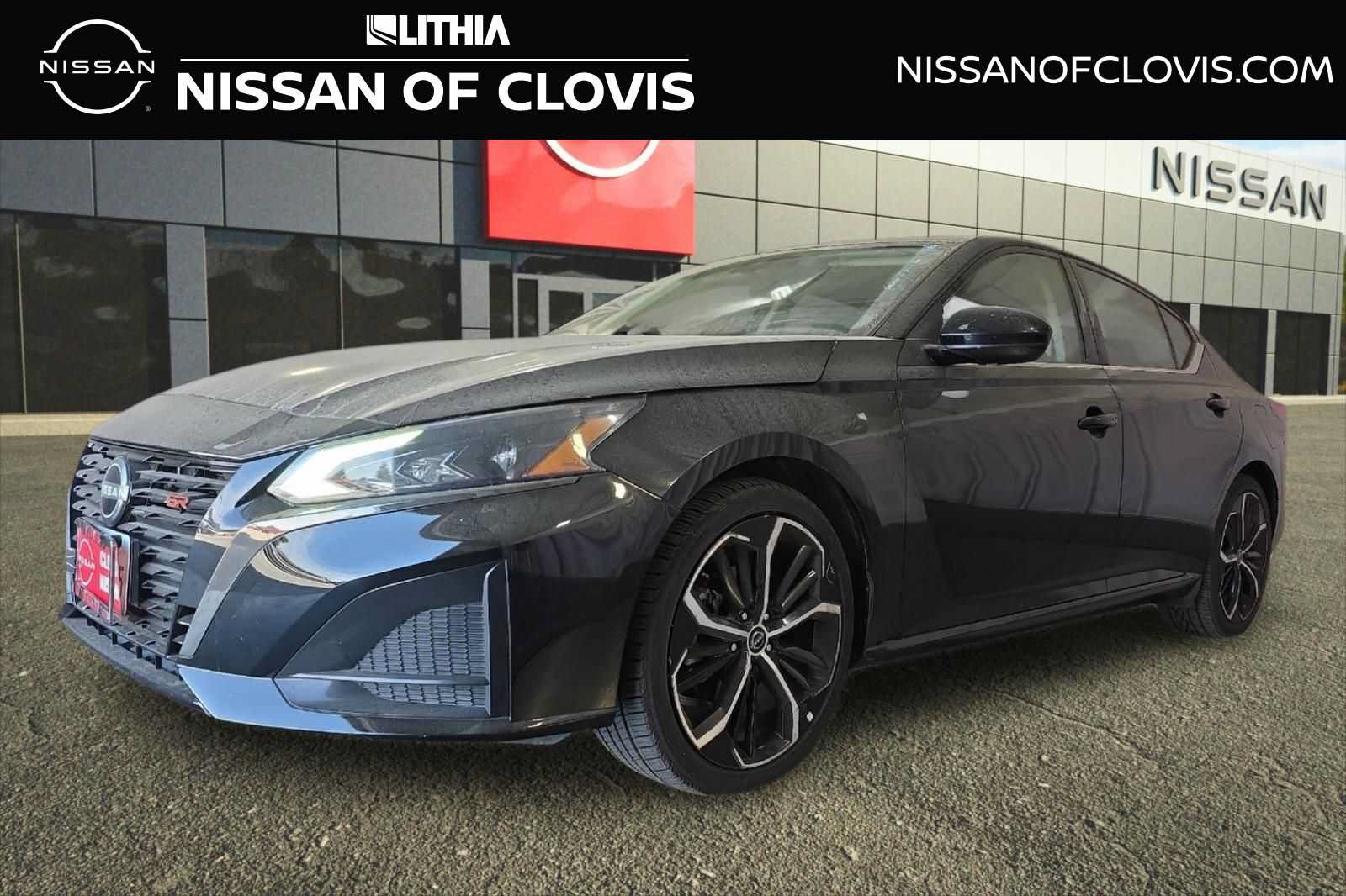 Used 2023 Nissan Altima 2.5 SR FWD image 1