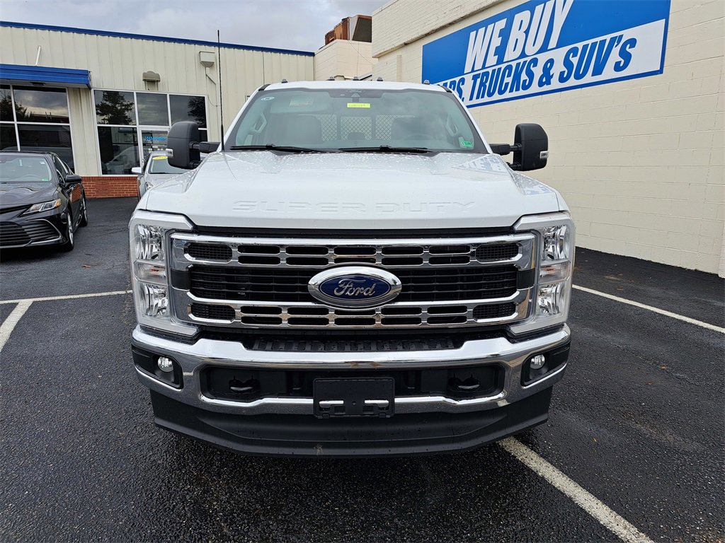 New 2025 Ford F350 XL w/ XL Chrome Package image 2