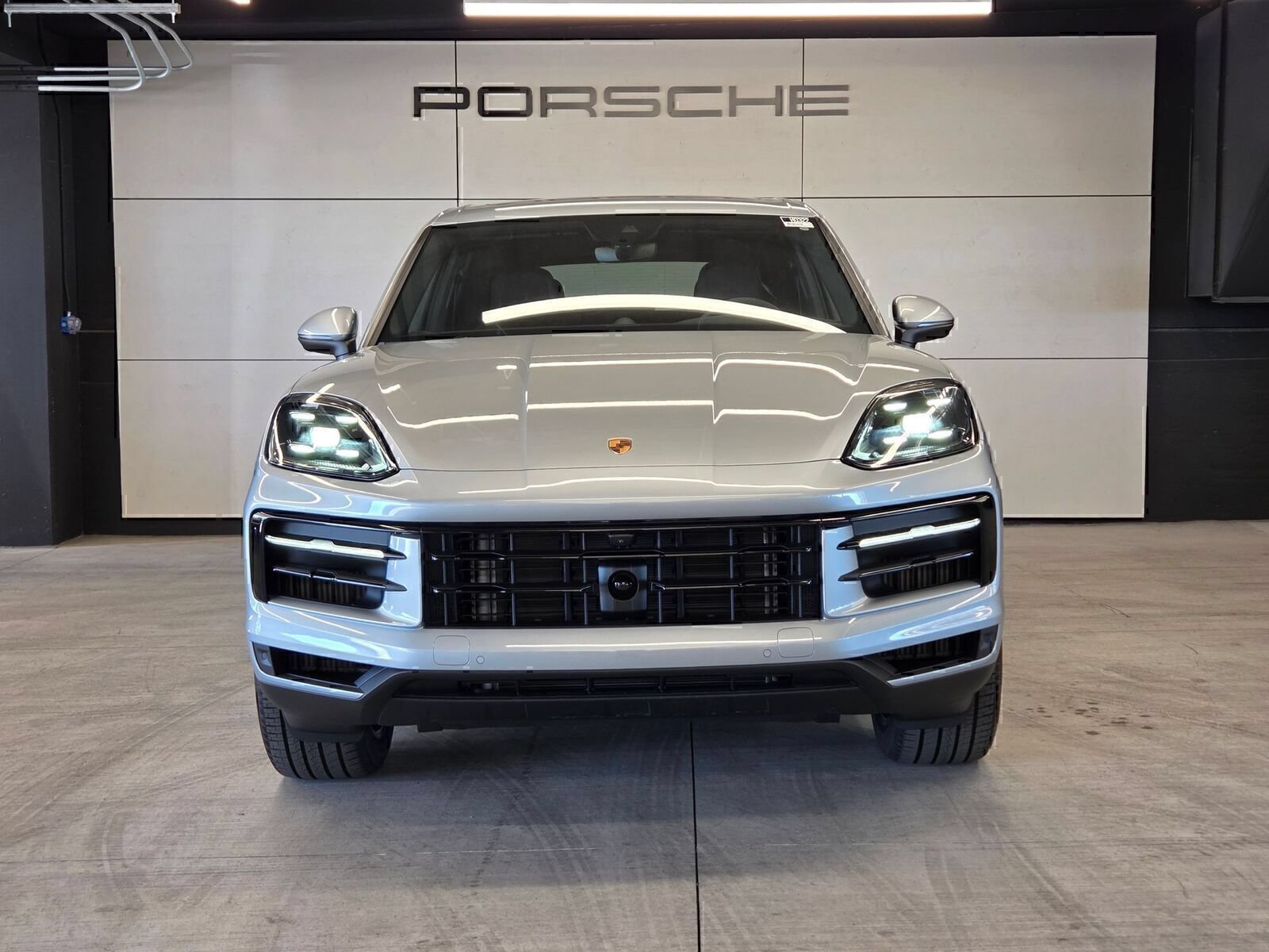 Certified 2026 Porsche Cayenne AWD/4WD image 26