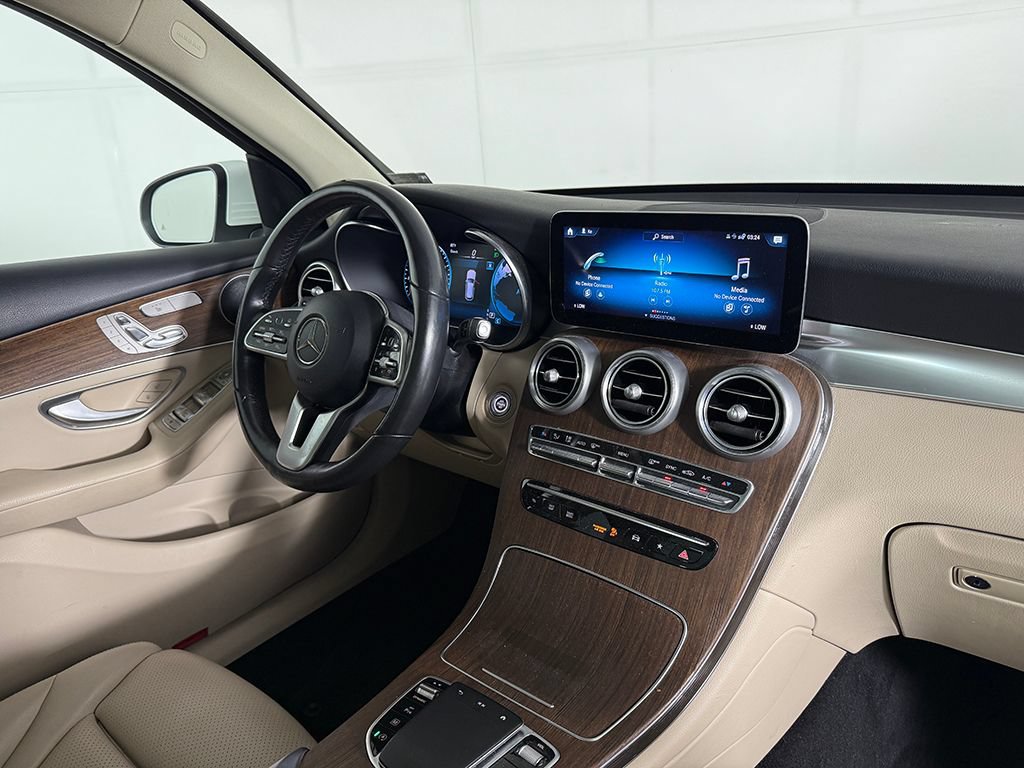 Used 2022 Mercedes-Benz GLC 300 4MATIC image 24
