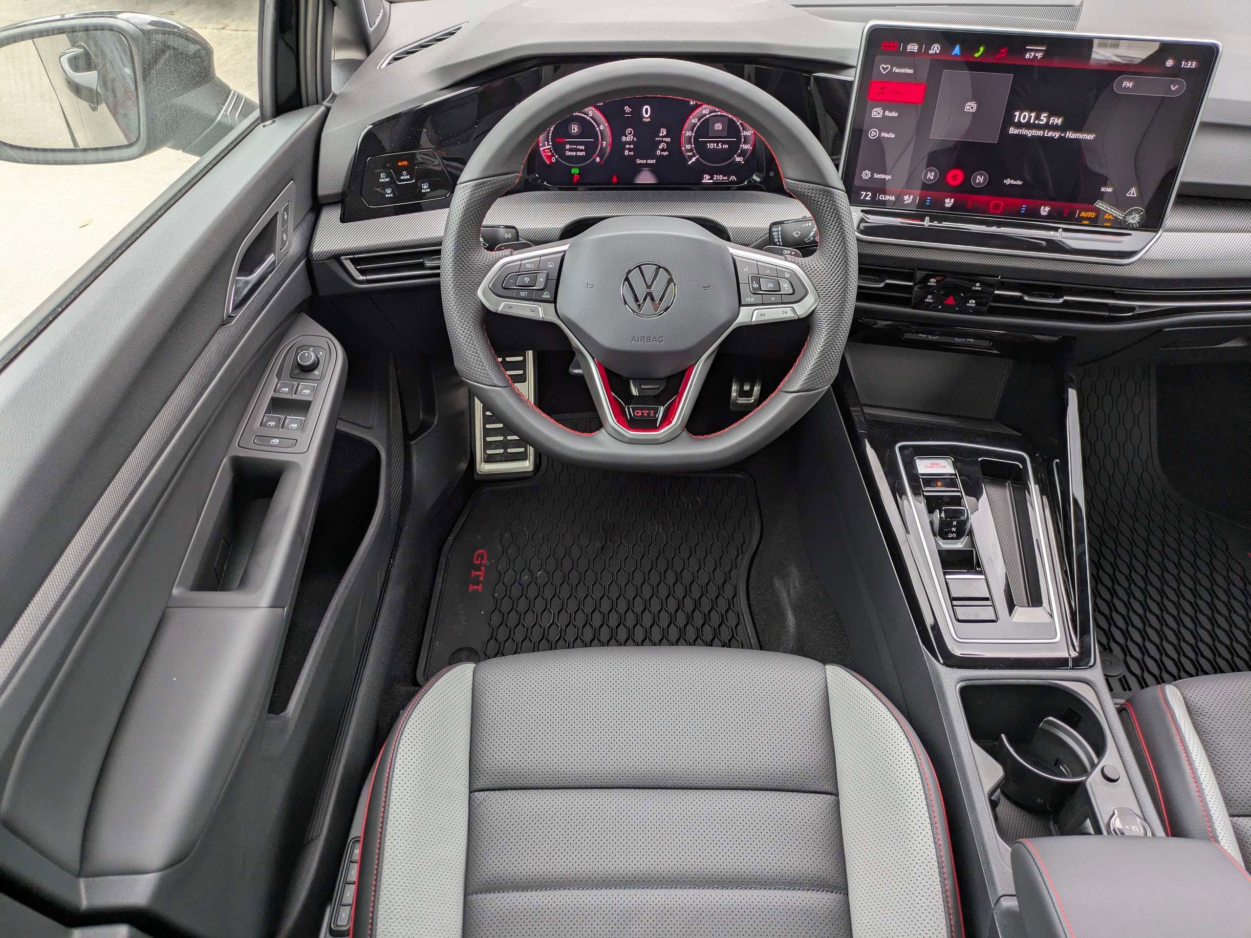 New 2026 Volkswagen GTI SE FWD image 16