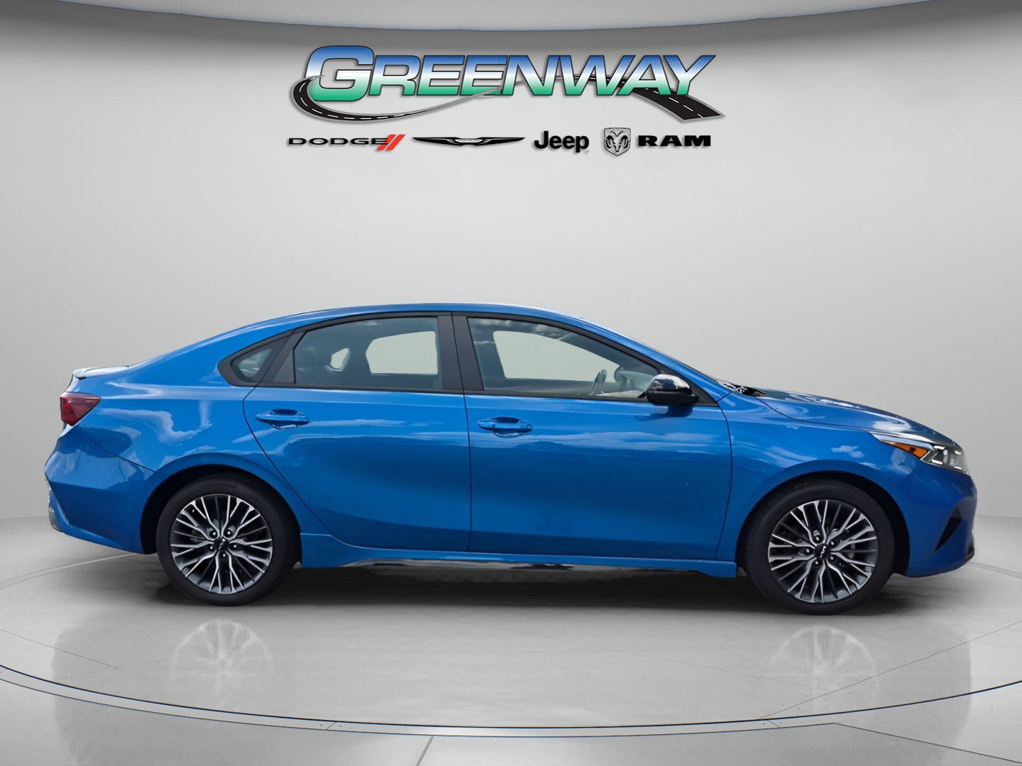 Used 2024 Kia Forte GT-Line w/ GT-Line Premium Package FWD image 2