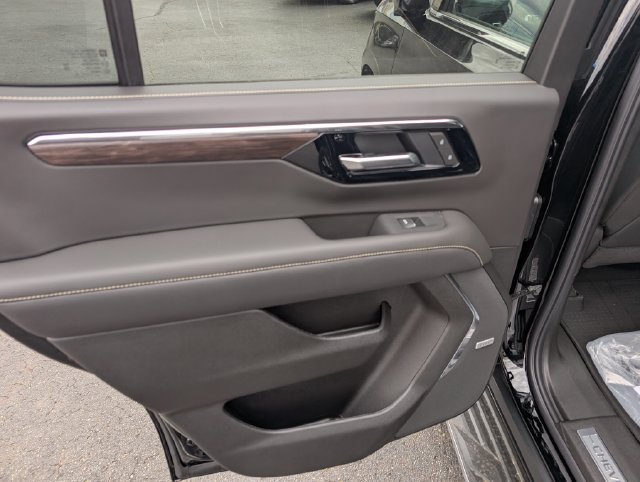 New 2026 Chevrolet Tahoe Premier w/ Sun And Tow Package AWD/4WD image 10
