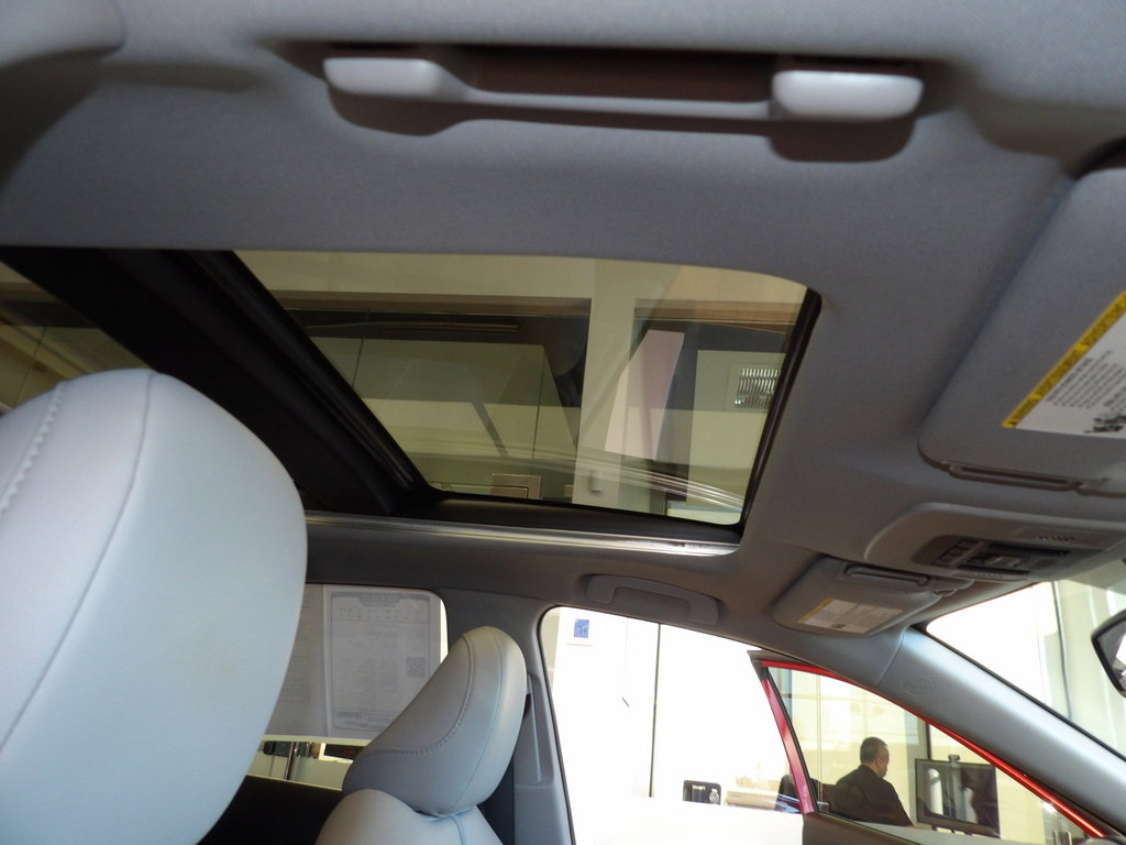 Used 2019 Toyota Camry XSE image 15