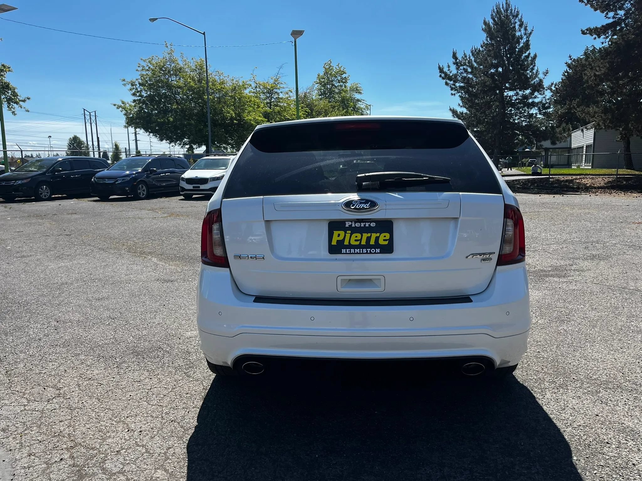 Used 2014 Ford Edge Sport w/ Driver Entry Package AWD/4WD image 4