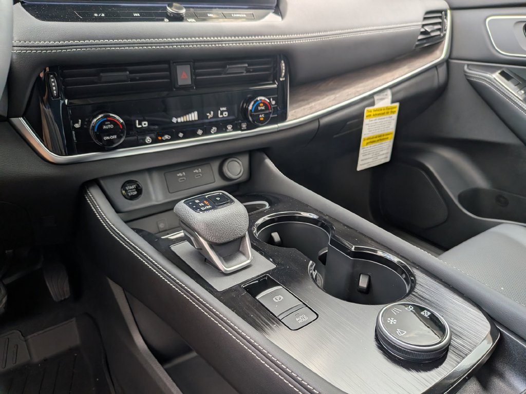 New 2026 Nissan Rogue Platinum AWD/4WD image 26