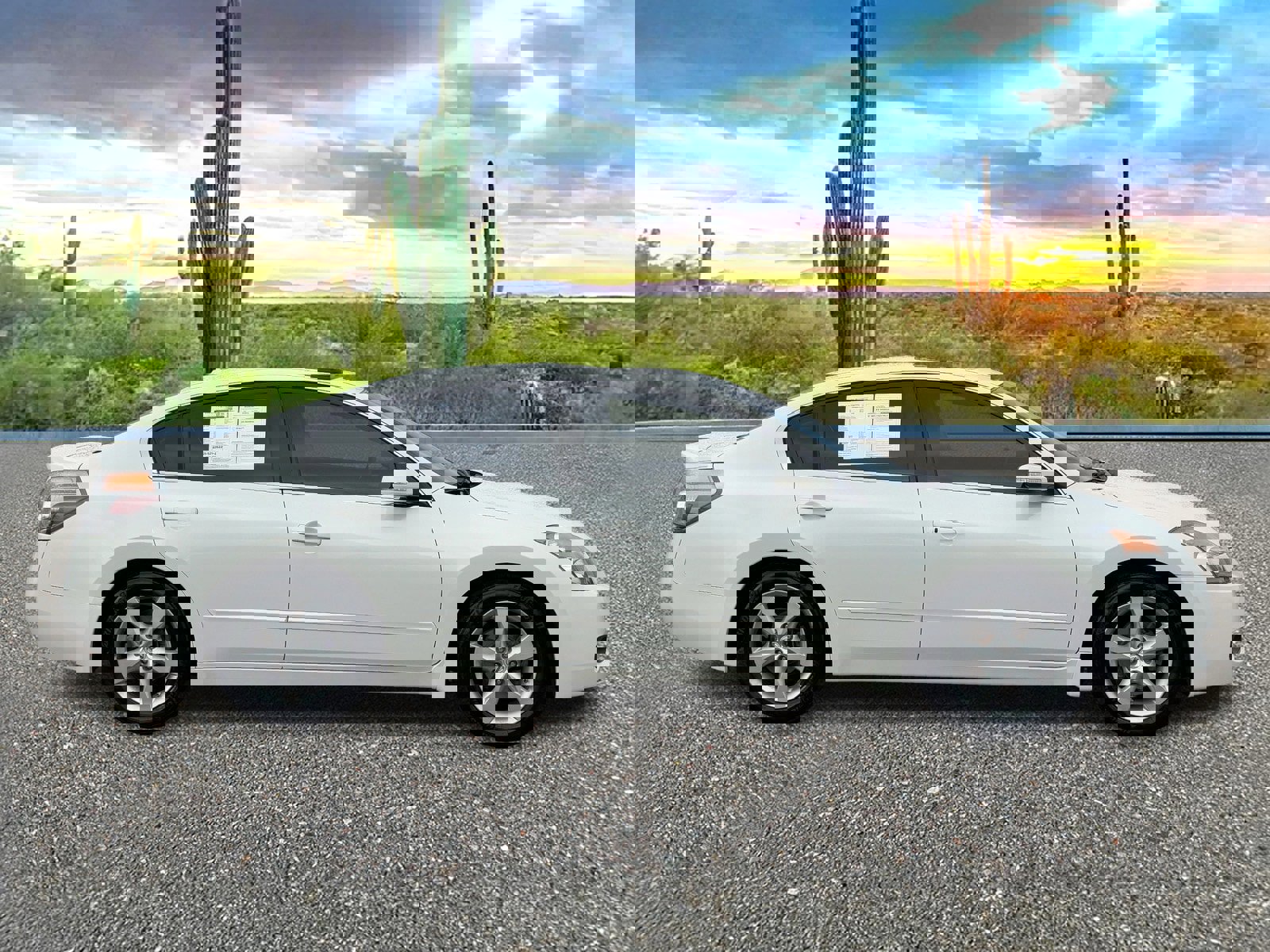 Used 2008 Nissan Altima 3.5 SE w/ Technology Pkg image 8