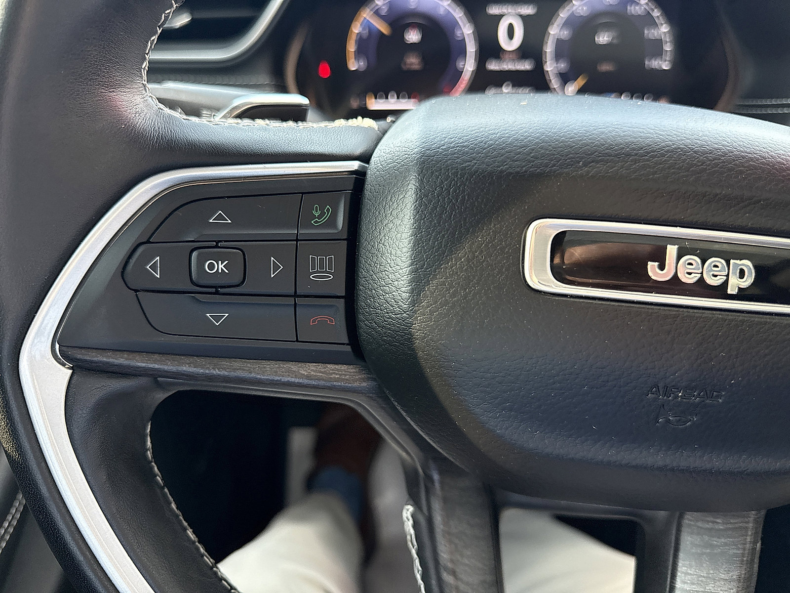 Used 2021 Jeep Grand Cherokee L Limited image 22