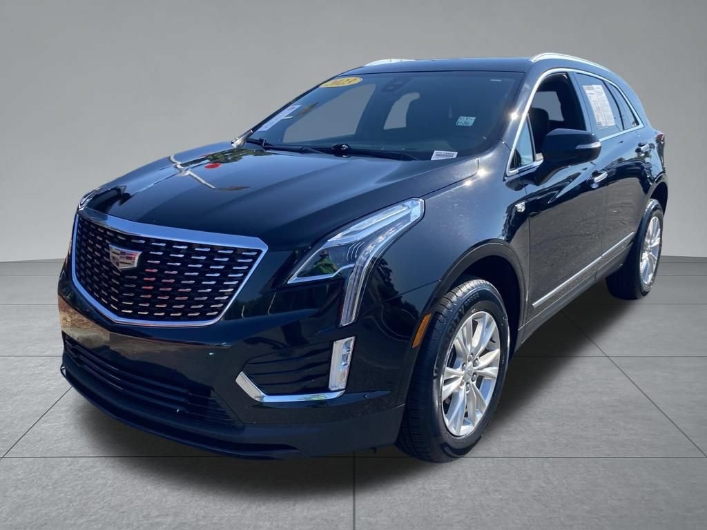 Used 2023 Cadillac XT5 Luxury FWD image 2