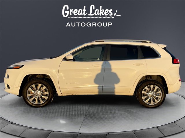 Used 2016 Jeep Cherokee Overland w/ Technology Group image 2