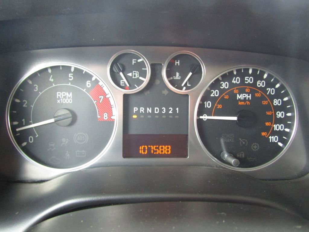 Used 2007 HUMMER H3 w/ Chrome Appearance Package AWD/4WD image 17