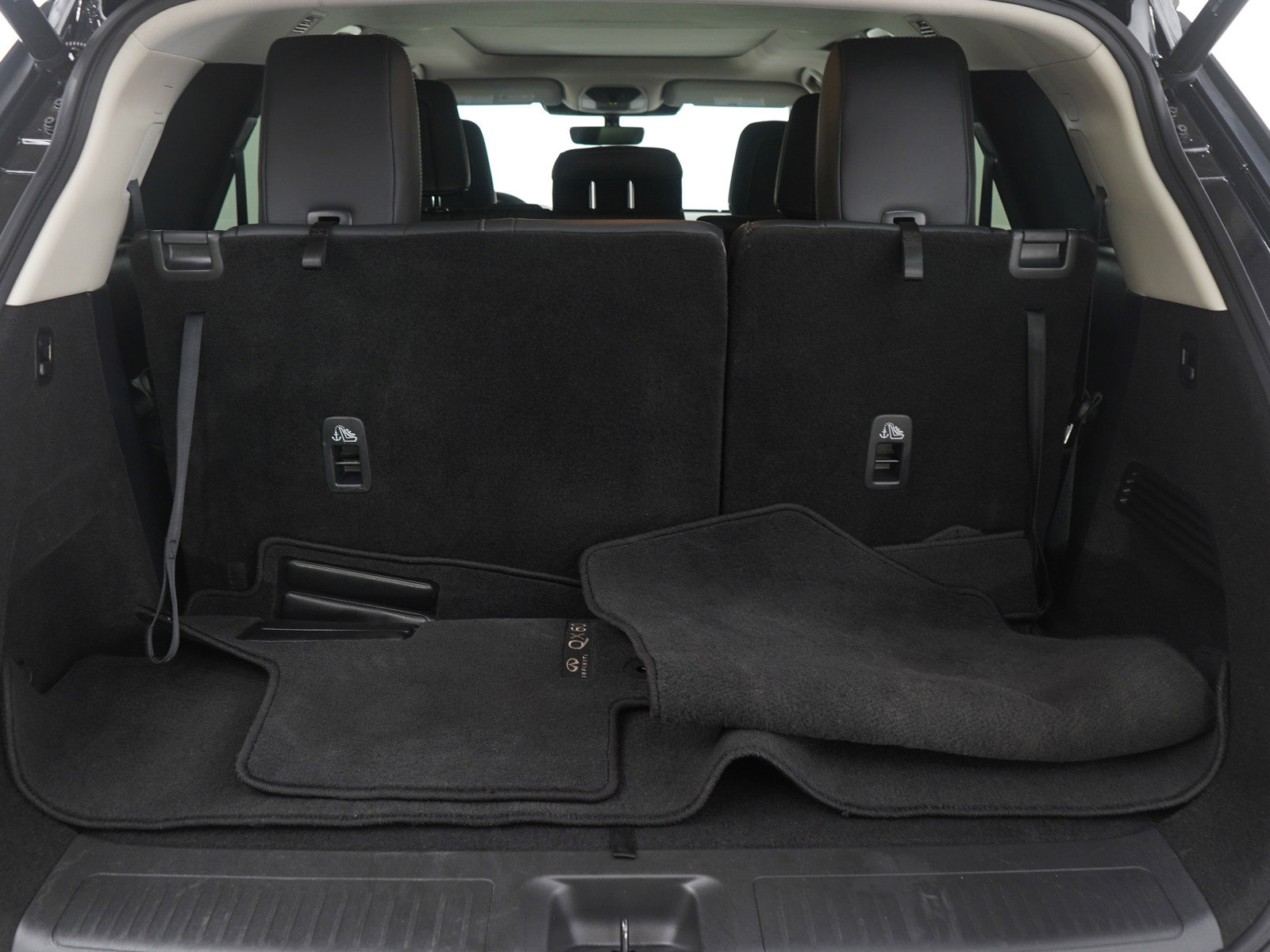 Used 2024 INFINITI QX60 Luxe image 10