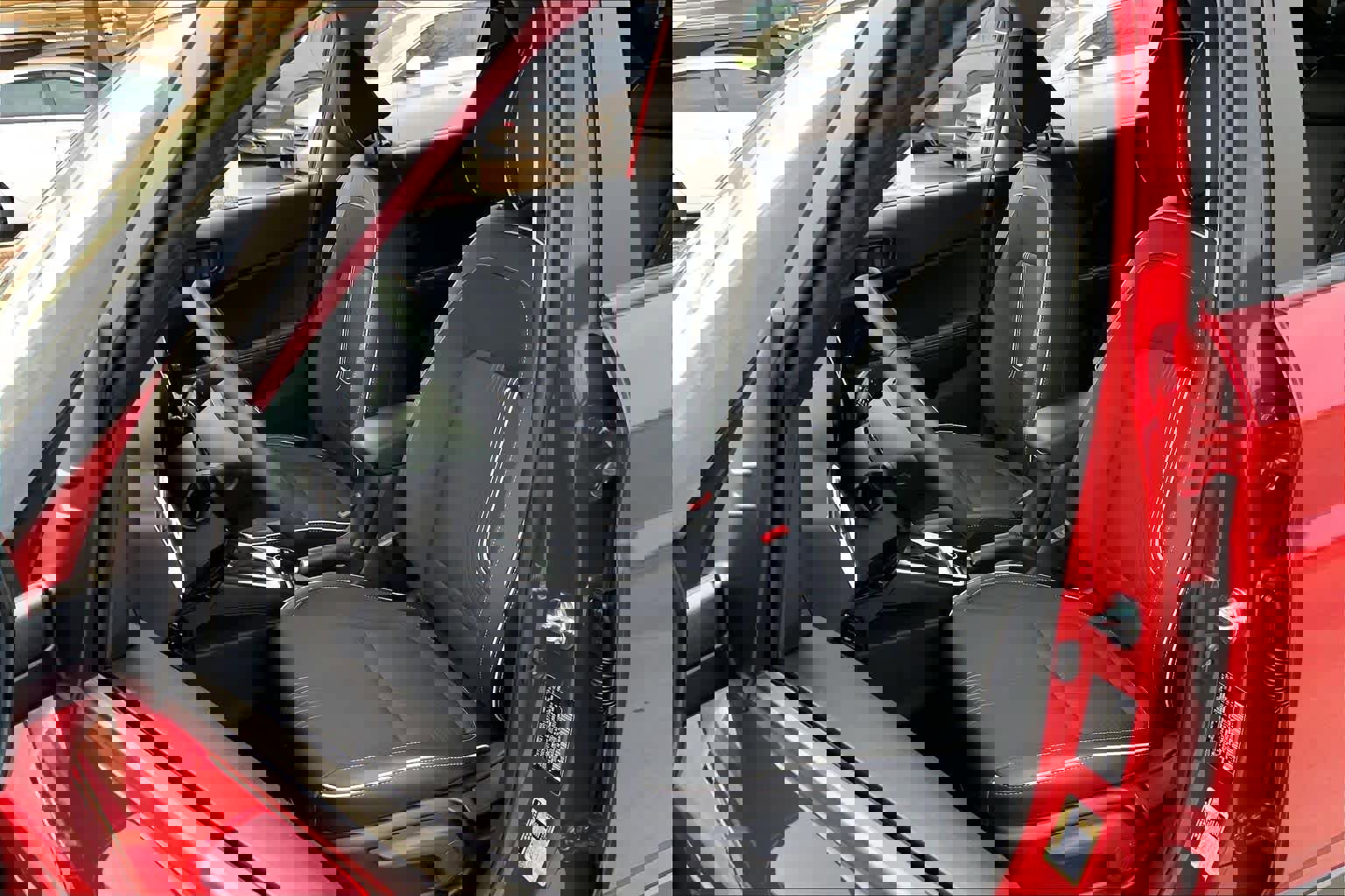 Certified 2025 Hyundai Venue Limited image 7