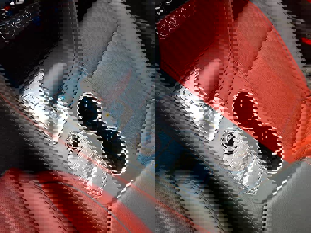 Used 2024 Genesis G70 2.5T w/ Sport Prestige Package image 19