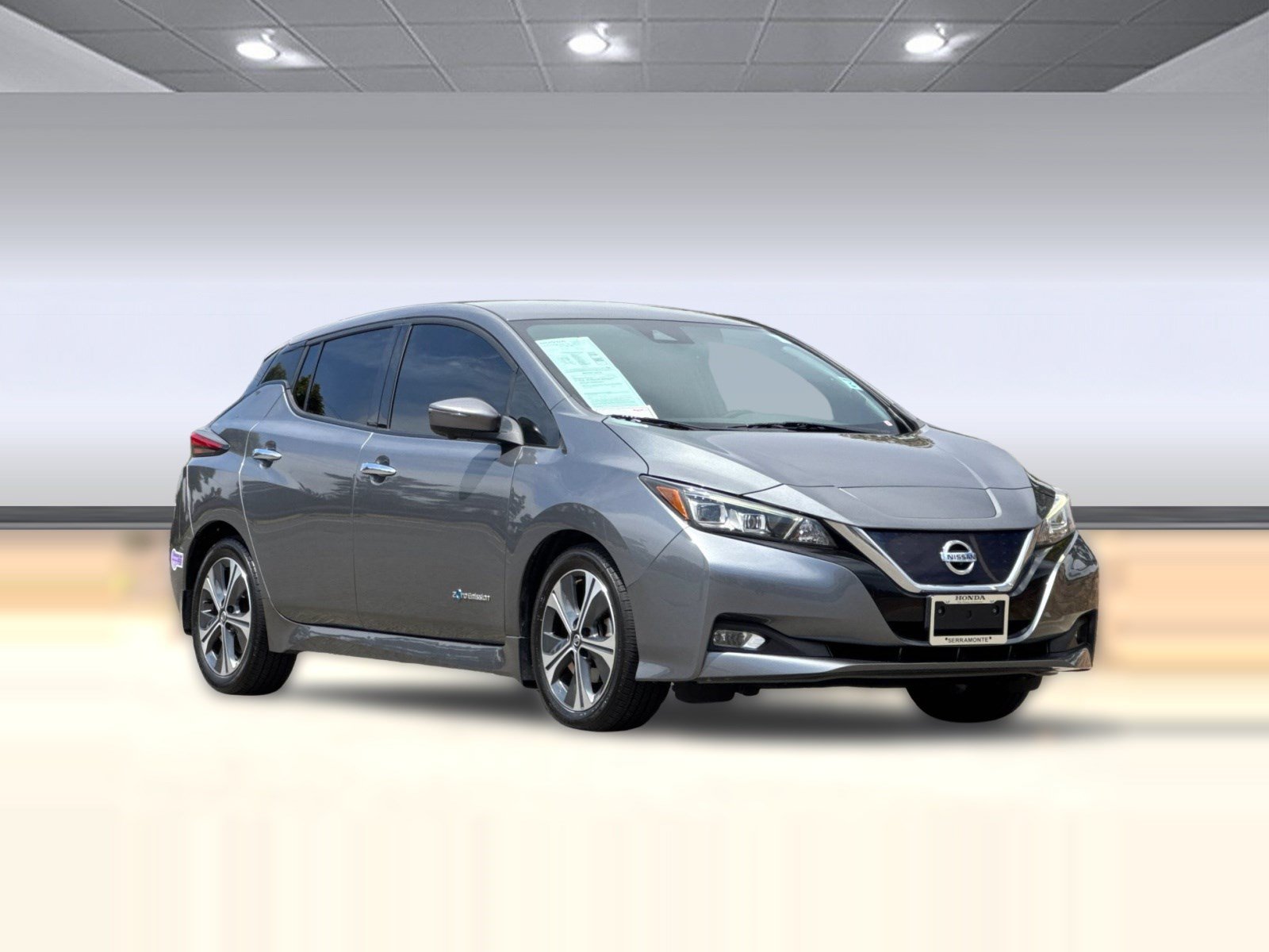 Used 2018 Nissan Leaf SL w/ SL Technology Package FWD image 6