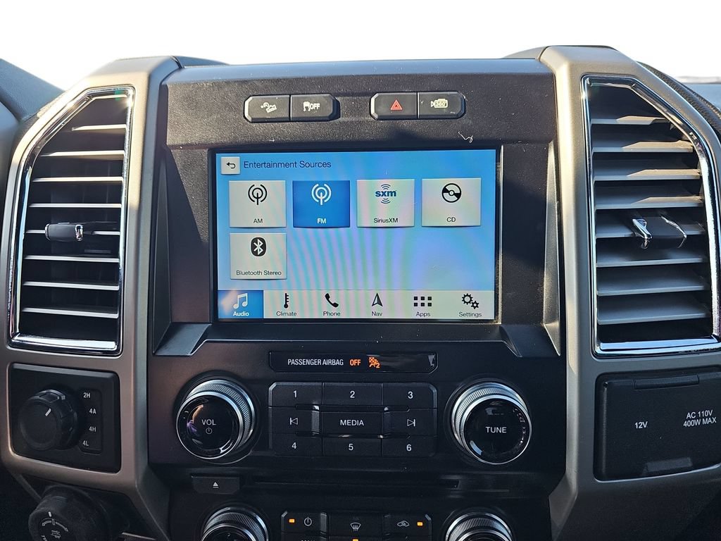 Used 2016 Ford F150 Lariat w/ Equipment Group 502A Luxury AWD/4WD image 21