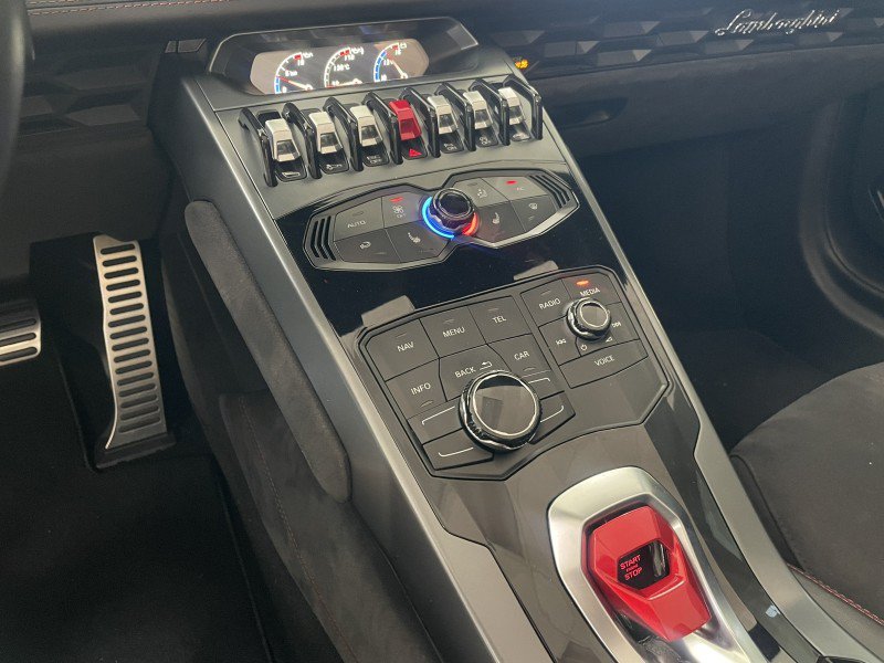 Used 2019 Lamborghini Huracan LP 580-2 RWD image 19