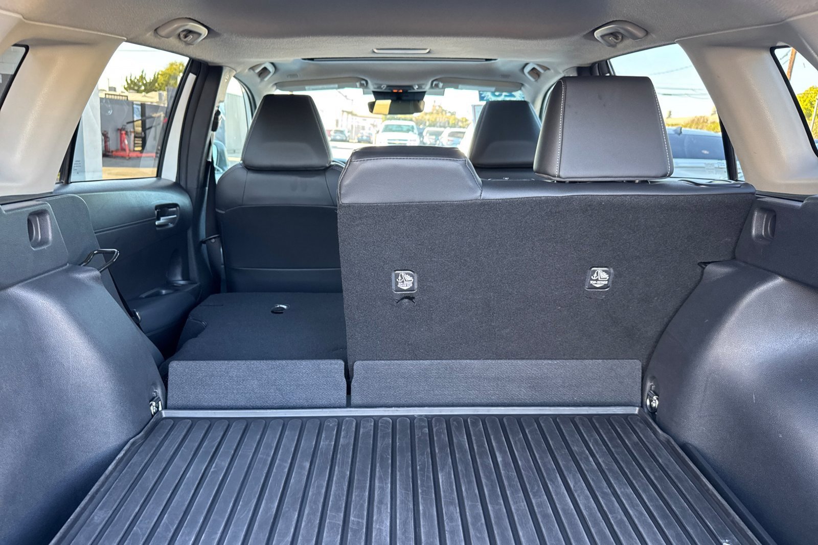 Certified 2023 Toyota Corolla Cross XLE image 21