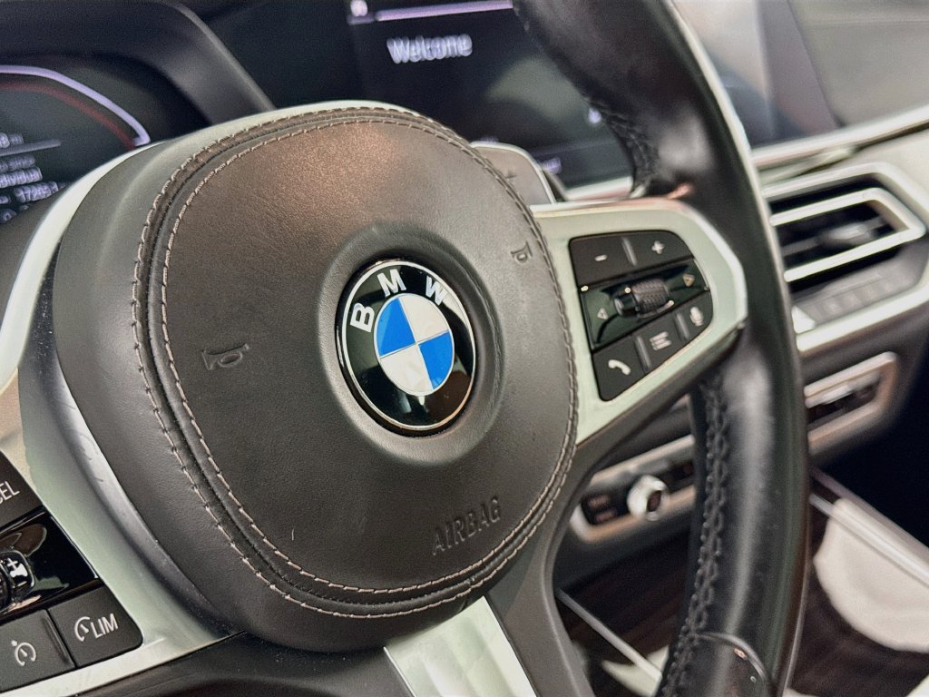 Used 2021 BMW X5 sDrive40i w/ M Sport Package RWD image 20