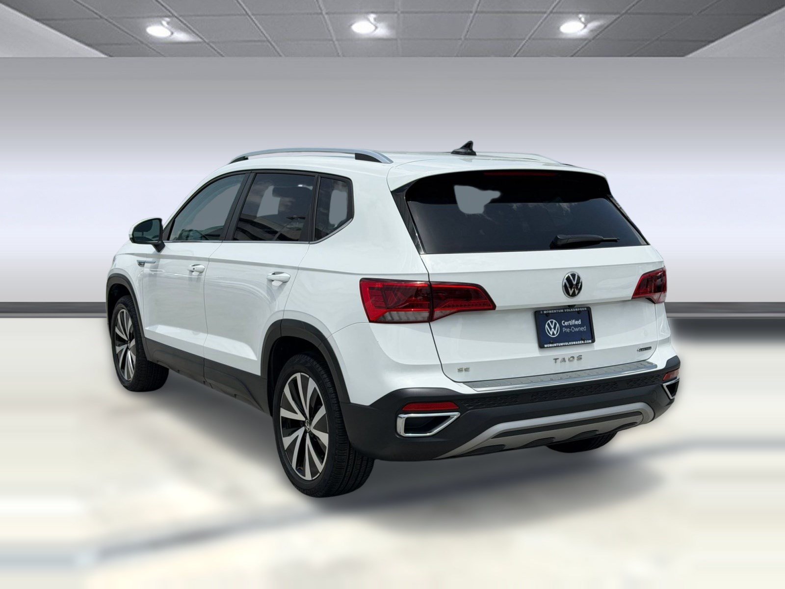 Certified 2022 Volkswagen Taos SE AWD/4WD image 3