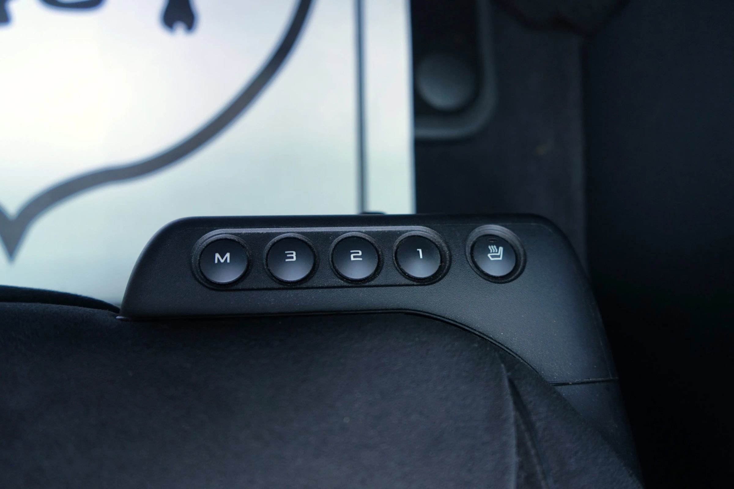 Used 2015 McLaren 650S Spider image 37