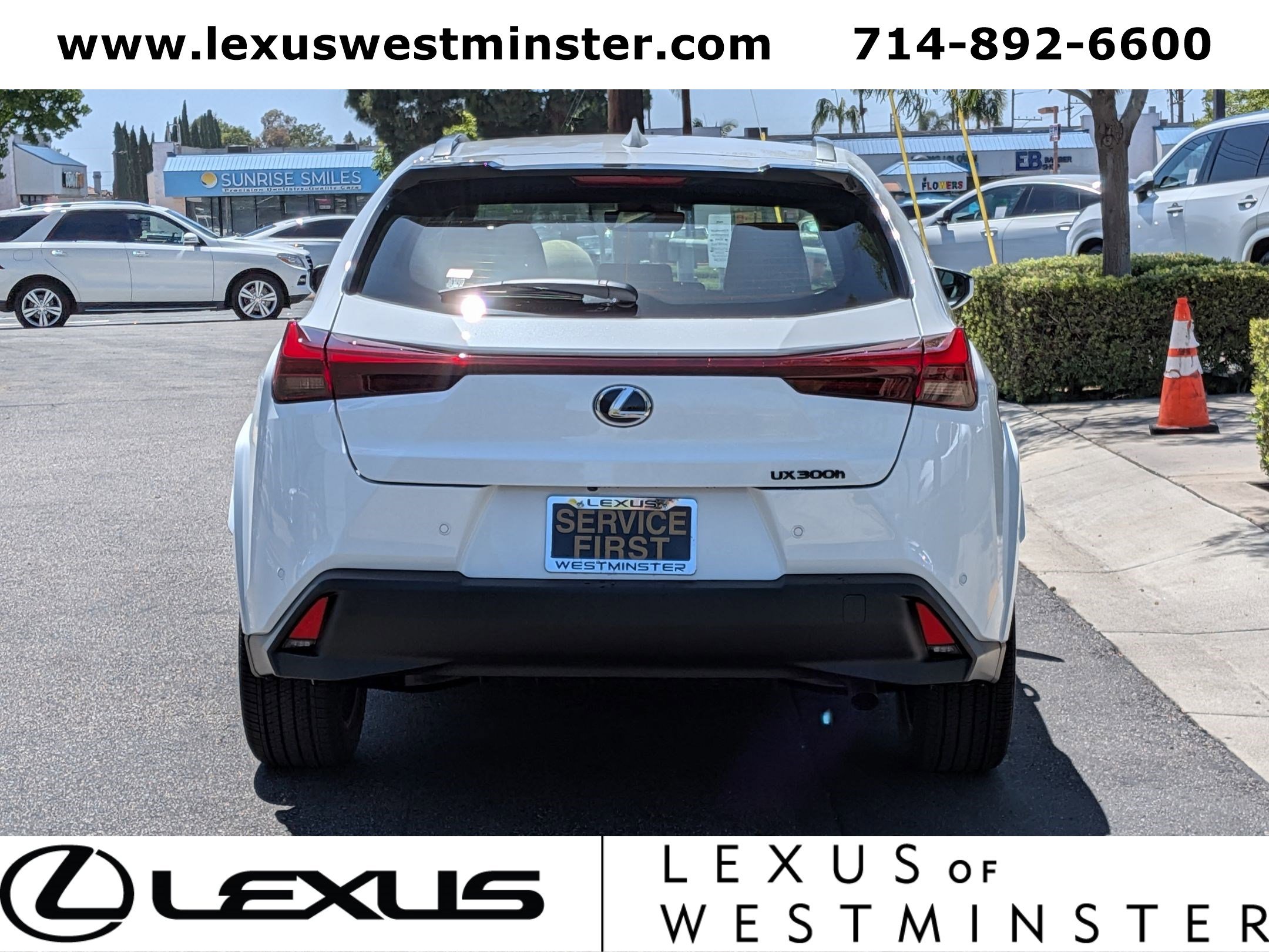 New 2026 Lexus UX 300h FWD image 5