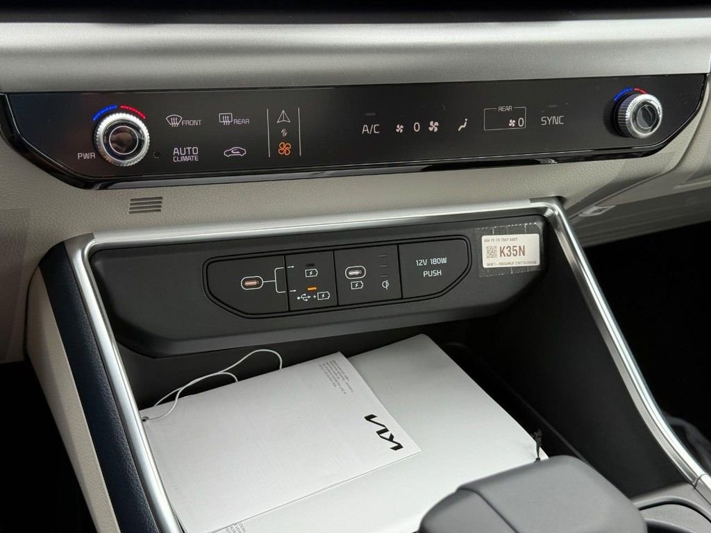 New 2026 Kia Carnival SX Prestige image 18