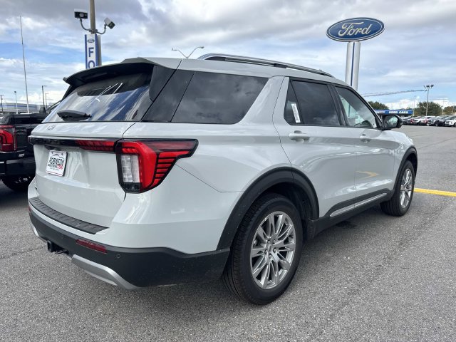 New 2027 Ford Explorer Platinum RWD image 5