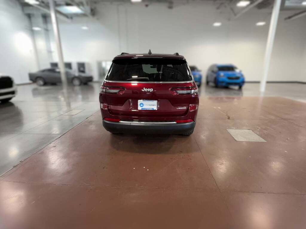 New 2025 Jeep Grand Cherokee L Laredo image 10