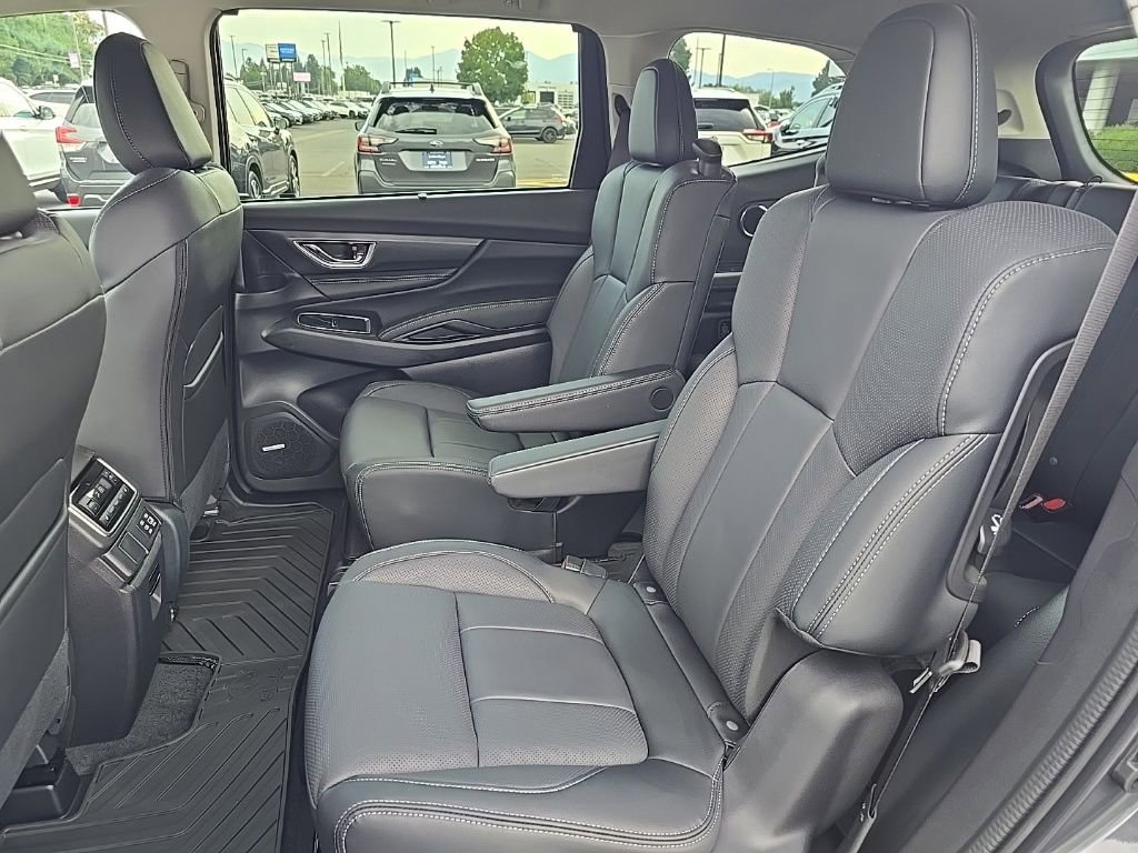 New 2025 Subaru Ascent Limited image 11