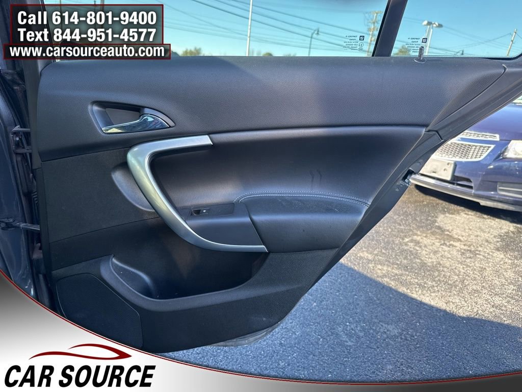 Used 2012 Buick Regal Premium image 28
