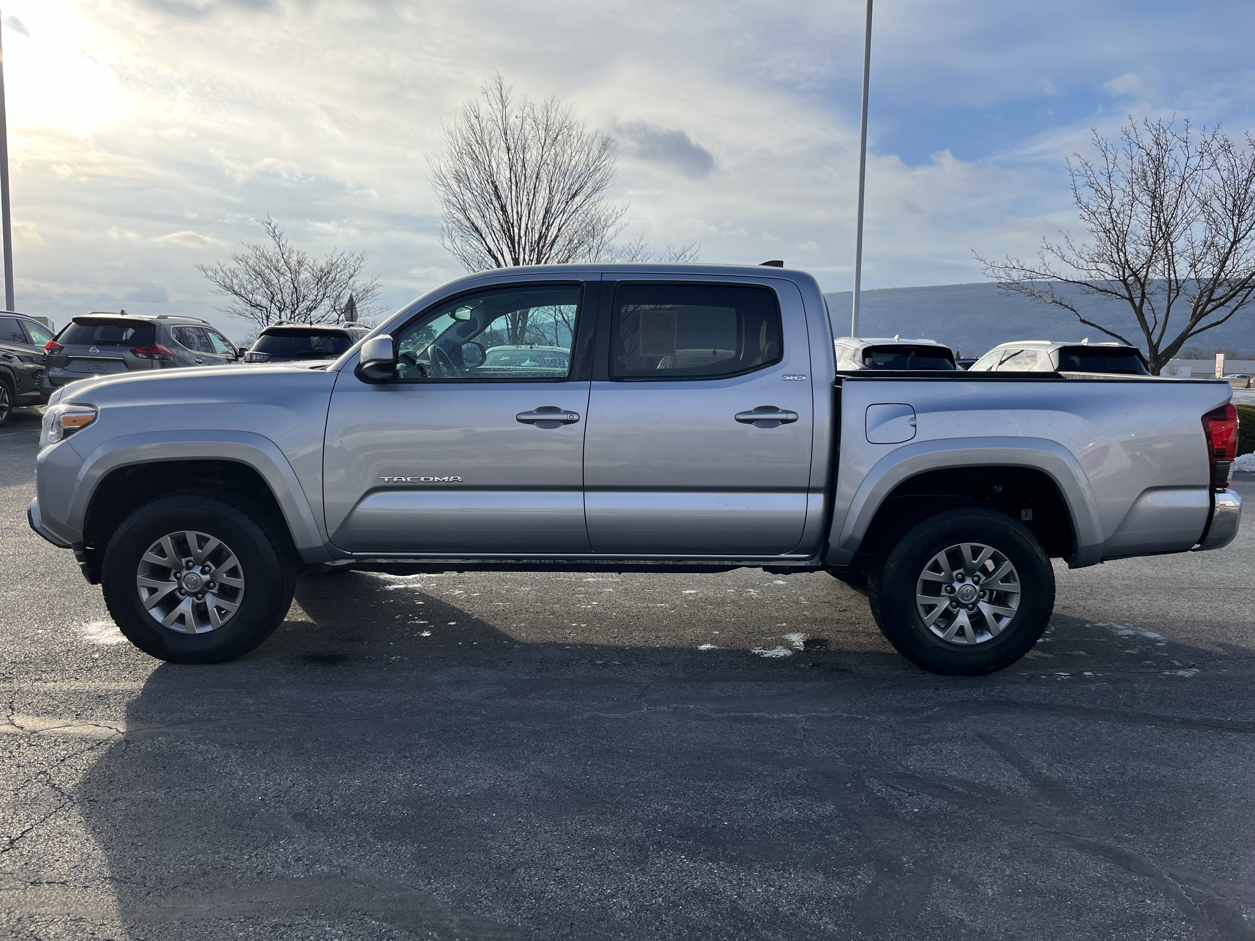 Used 2019 Toyota Tacoma SR5 image 7