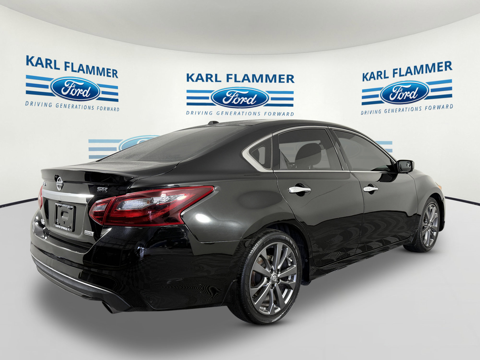 Used 2018 Nissan Altima 2.5 SR w/ SR Special Edition image 3