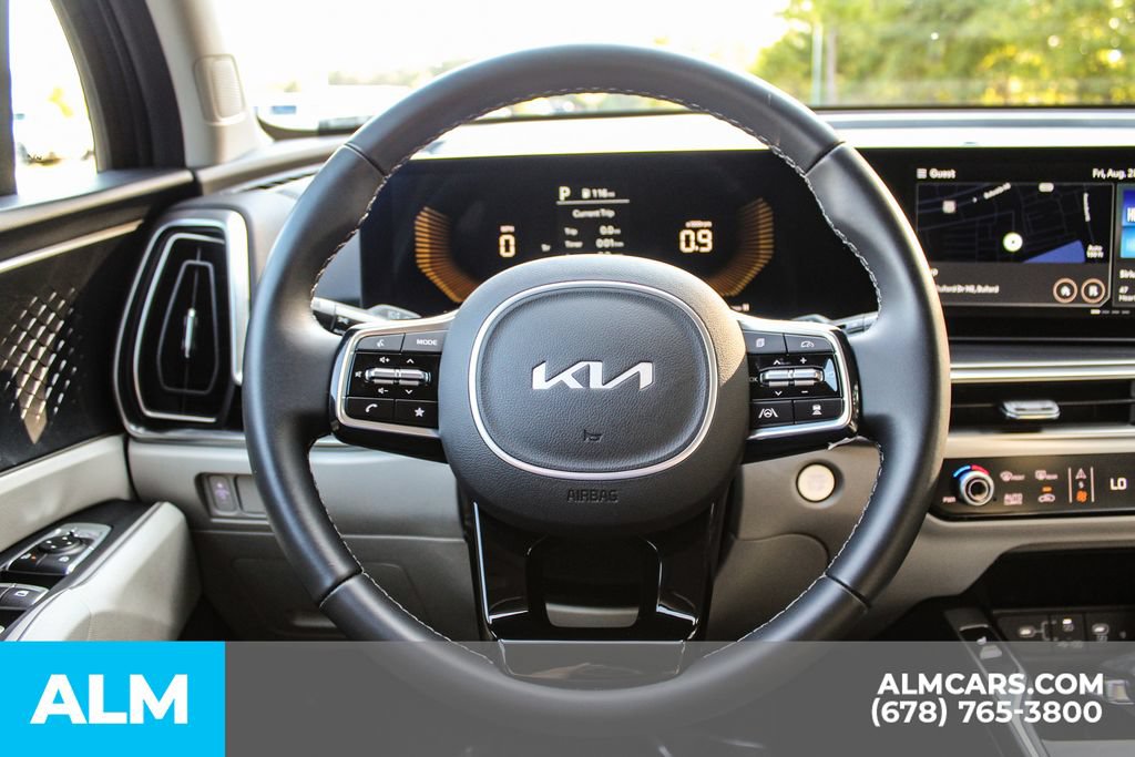 Used 2025 Kia Sorento S AWD/4WD image 27