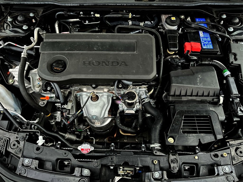 Used 2025 Honda Civic Sport image 24
