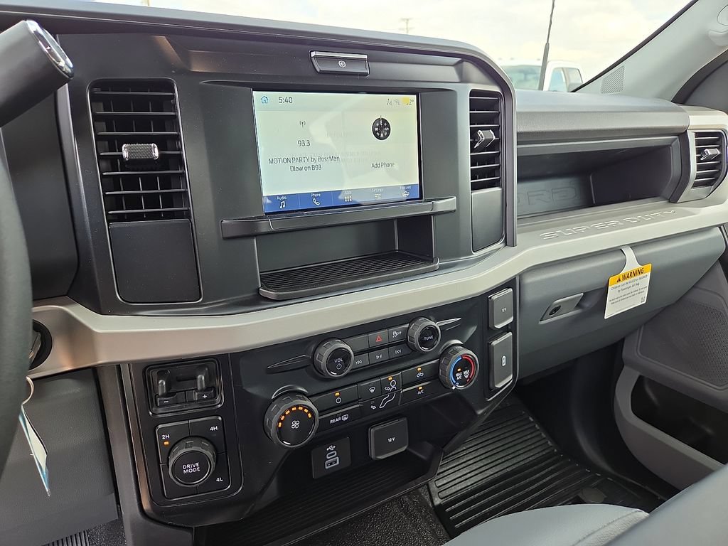 New 2026 Ford F350 XL w/ XL Chrome Package AWD/4WD image 24