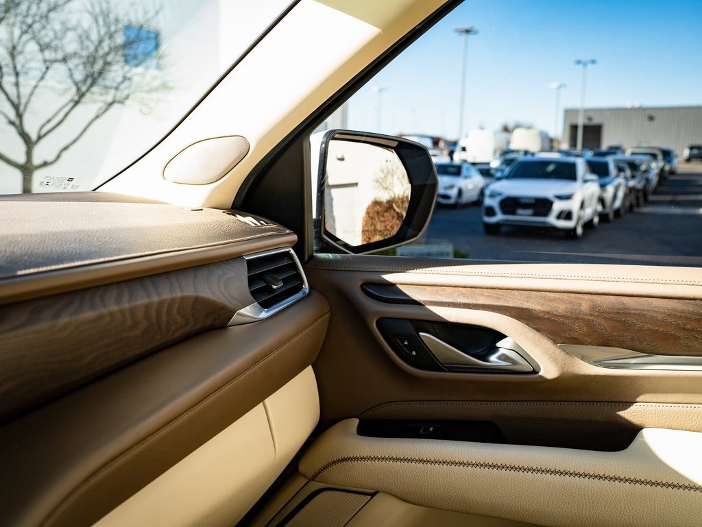 Used 2021 GMC Yukon XL Denali image 37